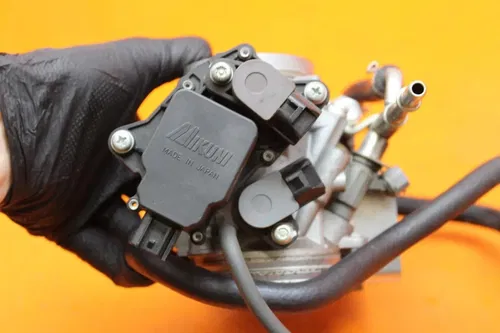 08-09 SUZUKI BOULEVARD C109R VLR1800 OEM FUEL INJECTOR