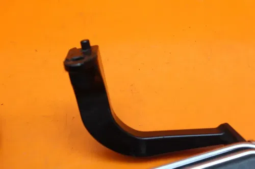 2010 Harley-Davidson Street Glide FLHX OEM LEFT FRONT DRIVER FOOT STEP PEG
