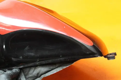 2008-2012 SUZUKI BUSA GSXR1300R OEM GAS TANK FUEL CELL PETROL RESERVOIR