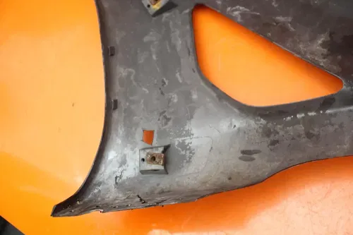 2003 2004 SUZUKI GSXR1000 OEM RIGHT LOWER MID UPPER SIDE FAIRING COWL