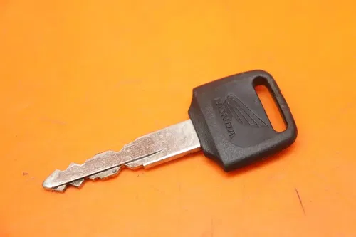 2017-2020 HONDA GROM 125 OEM REAR BACK SEAT LOCK W KEY