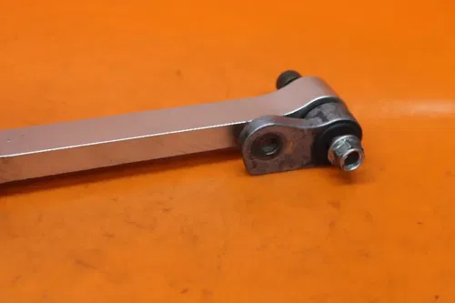 07-08 YAMAHA YZF R1 OEM REAR DOGBONE SHOCK LINKAGE LINK