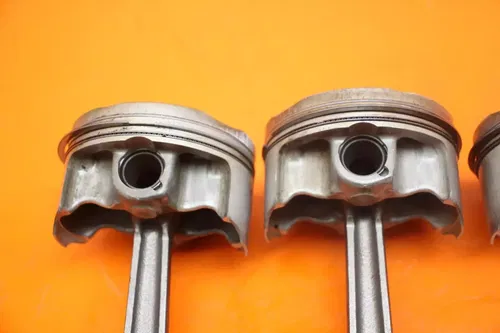 1998-2003 YAMAHA YZF R1 OEM ENGINE MOTOR BLOCK PISTONS 4XV-11631-10-00
