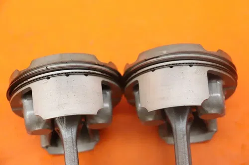 2006-2007 SUZUKI GSXR 600 OEM ENGINE MOTOR BLOCK PISTONS