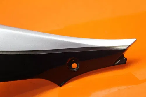 2007 2008 SUZUKI GSXR 1000 OEM RIGHT LEFT GAS FUEL TANK PANELS COVERS TRIM SET