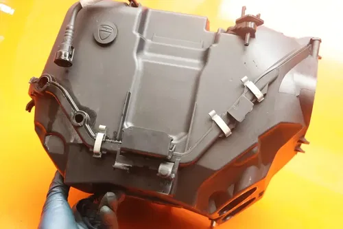 2021 DUCATI PANIGALE V4 OEM AIRBOX AIR INTAKE FILTER BOX