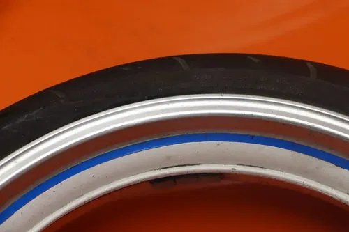 99-02 YAMAHA YZF R6 OEM STRAIGHT FRONT WHEEL RIM W TIRE