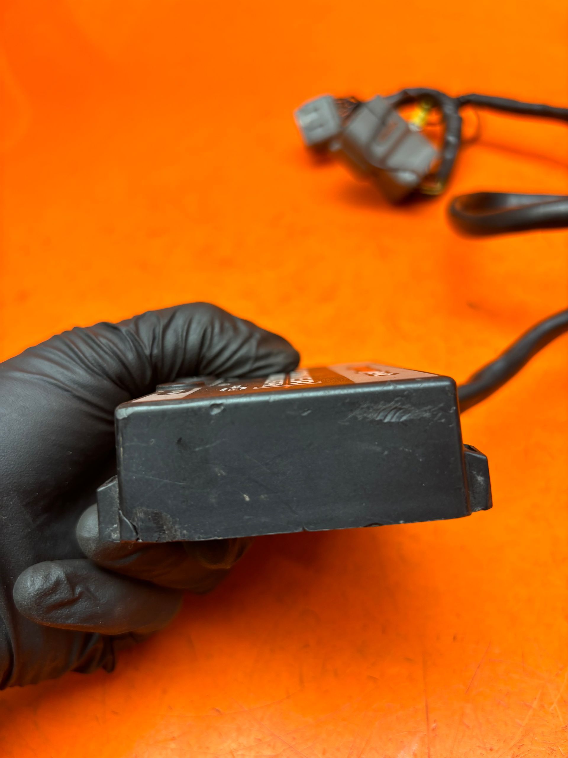 2006-2009 KAWASAKI ZX14 DYNOJET PC 3 FUEL POWER COMMANDER MODULE