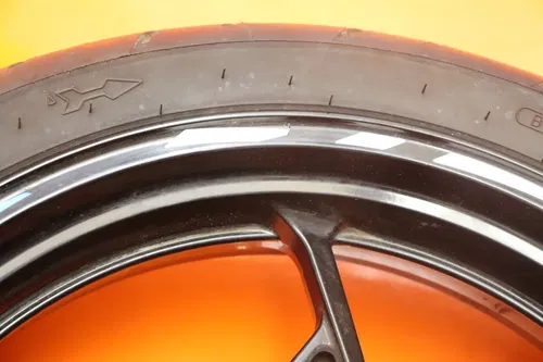 18-23 KAWASAKI NINJA 400 EX400 OEM STRAIGHT REAR WHEEL BACK RIM W TIRE