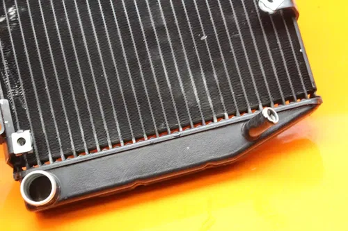 03-04 YAMAHA YZF R6 06-09 R6S OEM STRAIGHT ENGINE RADIATOR MOTOR COOLER COOLING