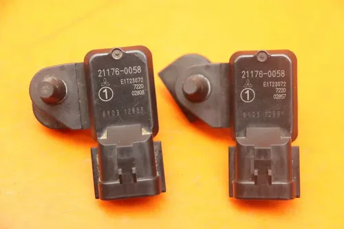 2003-2008 KAWASAKI NINJA ZX6R OEM MAP MASS AIR FLOW PRESSURE SENSOR SET