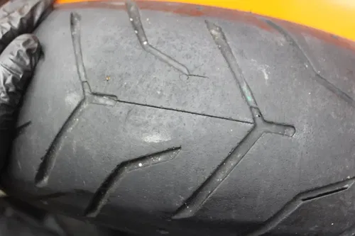 2010 Harley-Davidson Street Glide FLHX OEM STRAIGHT REAR WHEEL BACK RIM W TIRE