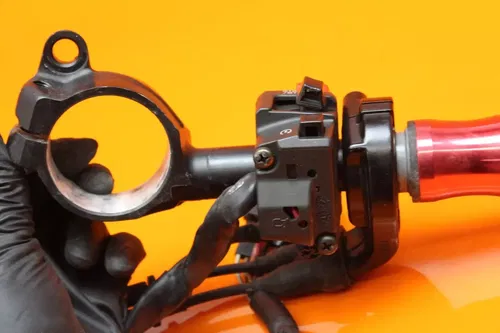 2005 2006 KAWASAKI NINJA ZX6R 636 OEM RIGHT CLIP ON HANDLEBAR W SWITCHES
