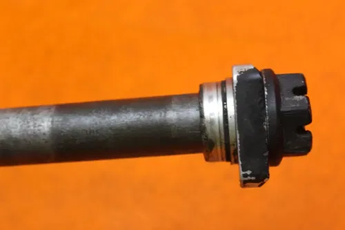 2006 2007 SUZUKI GSXR 600 750 OEM STRAIGHT REAR AXLE BACK WHEEL RIM PIVOT BOLT