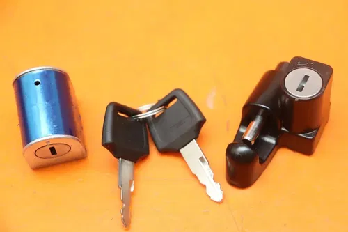2015 HONDA SHADOW AERO 750 IGNITION LOCK SET WITH GAS CAP AND SEAT LOCK