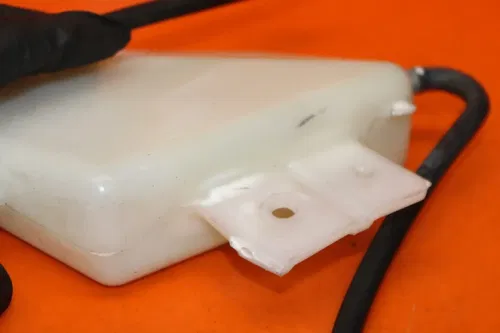 06-07 SUZUKI GSXR 600 750 OEM COOLANT WATER TANK RESERVOIR BOTTLE