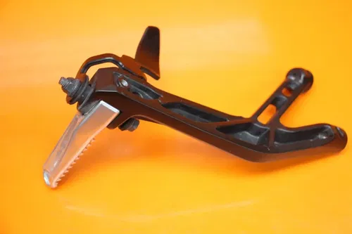 22-24 YAMAHA YZF R7 OEM STRAIGHT LEFT REAR BACK PASSENGER FOOT PEG REST