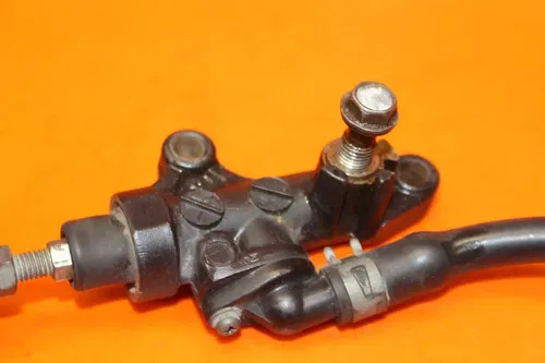99-02 YAMAHA YZF R6 BREMBO REAR BRAKE MASTER CYLINDER W RESERVOIR
