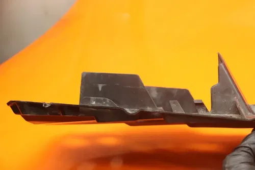 07-08 SUZUKI GSXR1000 OEM REAR BACK TAIL UNDERTAIL BATTERY TRAY PLASTIC