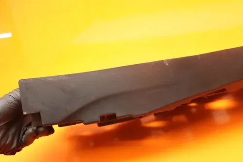 17-20 YAMAHA YZF R6 OEM REAR BACK TAIL UNDERTAIL BATTERY TRAY PLASTIC