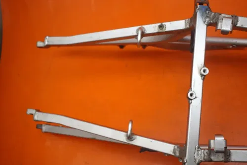 2001 2002 SUZUKI GSXR 1000 OEM STRAIGHT REAR SUBFRAME BACK SUB FRAME