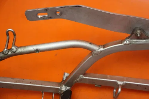 2001 2002 SUZUKI GSXR 1000 OEM STRAIGHT REAR SUBFRAME BACK SUB FRAME
