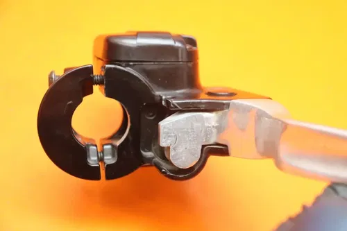 2013 HARLEY-DAVIDSON ELECTRA GLIDE FLHTK OEM FRONT BRAKE MASTER CYLINDER
