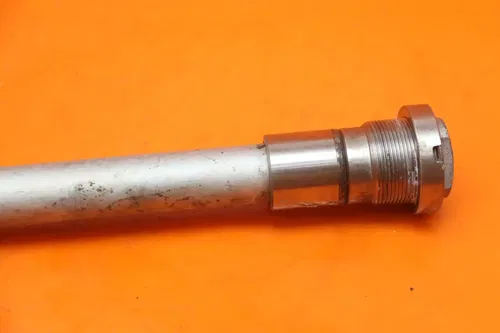 04-07 HONDA CBR1000RR OEM STRAIGHT REAR BACK SWINGARM BOLT SUSPENSION PIVOT AXLE