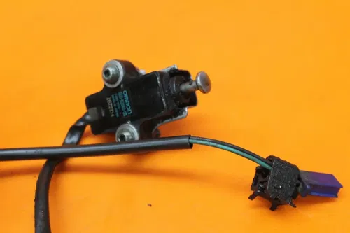 01-05 YAMAHA FZ1 OEM KICKSTAND SIDE KICK STAND SENSOR