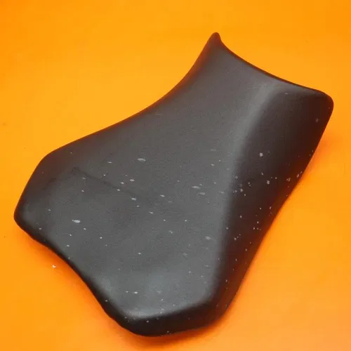 11-21 SUZUKI GSXR 600 750 FRONT DRIVERS SEAT PAD SADDLE PILLION 45100-14J11-DW2