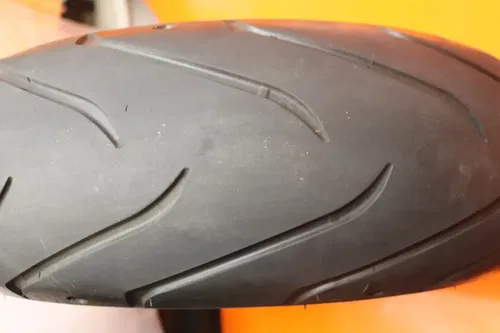 08-12 SUZUKI HAYABUSA OEM STRAIGHT REAR WHEEL BACK RIM W TIRE
