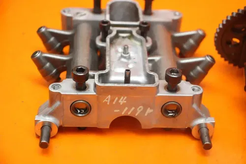 2011 KAWASAKI VULCAN 1700 VOYAGER ABS OEM REAR ENGINE TOP END CYLINDER HEAD