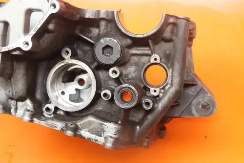 2013-2017 KAWASAKI NINJA ZX6R OEM LOWER ENGINE BOTTOM CRANKCASE CASE MOTOR BLOCK