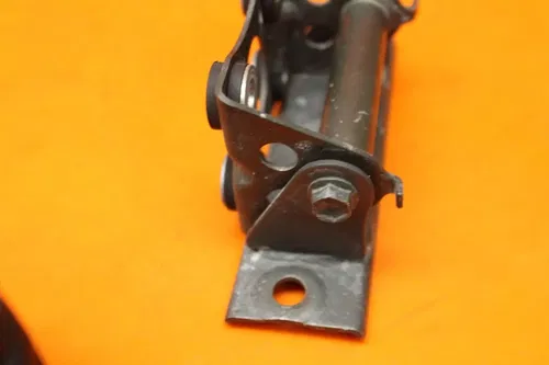 2001 2002 SUZUKI GSXR 1000 OEM GAS TANK FUEL CELL PETROL RESERVOIR BRACKET MOUNT