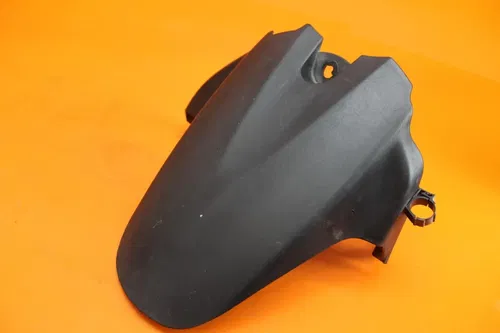 2006 2007 SUZUKI GSXR 600 750 BLACK OEM REAR BACK WHEEL TIRE HUGGER FENDER