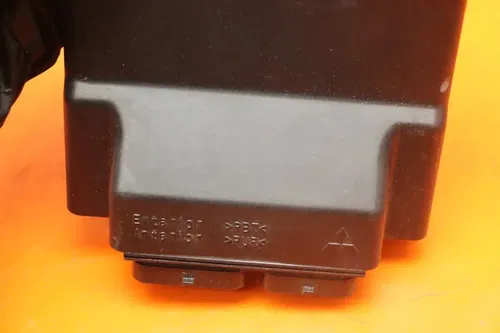 04-05 KAWASAKI NINJA ZX10R OEM ECU COMPUTER CONTROLLER UNIT BLACK BOX ECM CDI