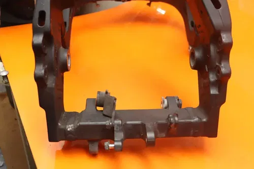 11-24 SUZUKI GSXR 600 750 OEM STRAIGHT FRAME CHASSIS RACE/STUNT ONLY