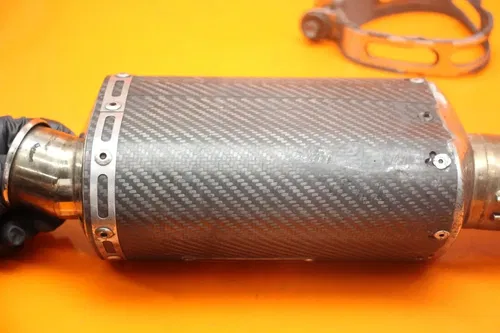 05-06 SUZUKI GSXR 1000 CARBON FIBER YOSHIMURA TRS EXHAUST PIPE MUFFLER SLIP ON