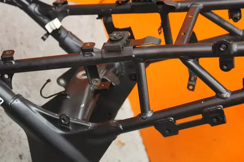 15-22 HONDA CBR300R STRAIGHT FRAME CHASSIS C 386-334-6729 4 DETAILS