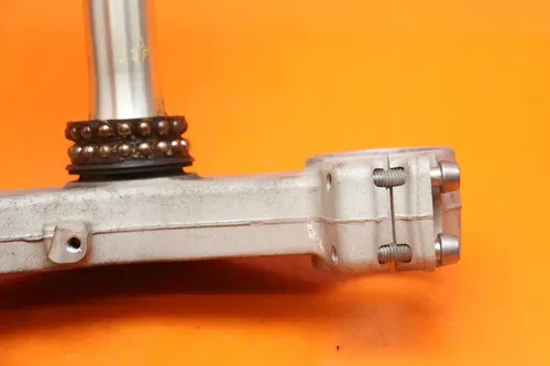 09-12 KAWASAKI NINJA ZX6R OEM STRAIGHT FRONT FORKS CLAMP LOWER TRIPLE TREE STEM