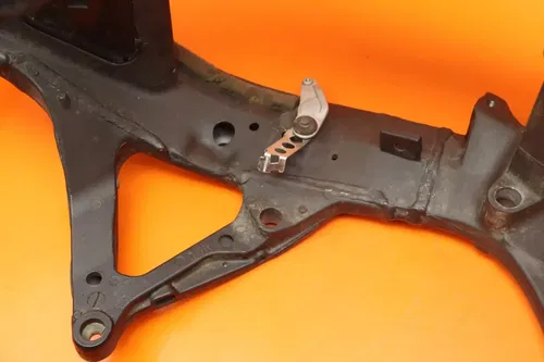 06-07 YAMAHA YZF R6 OEM STRAIGHT FRAME CHASSIS RACE/STUNT ONLY