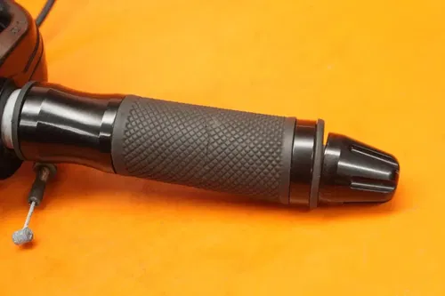 03-08 KAWASAKI NINJA ZX6R OEM RIGHT CLIP ON HANDLEBAR W SWITCHES