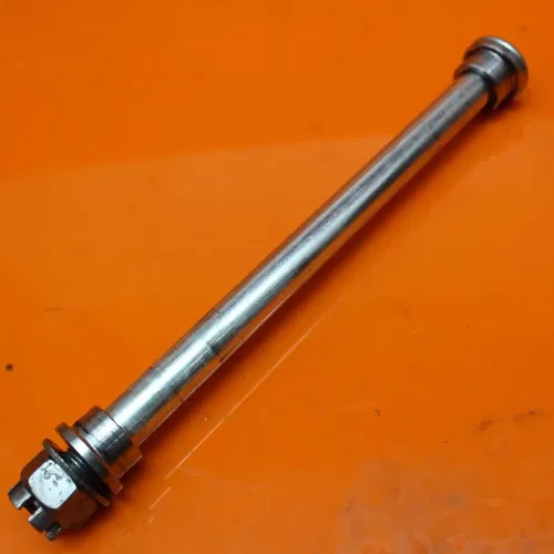 19-23 KAWASAKI Z400 OEM STRAIGHT REAR AXLE BACK WHEEL RIM PIVOT BOLT AXEL