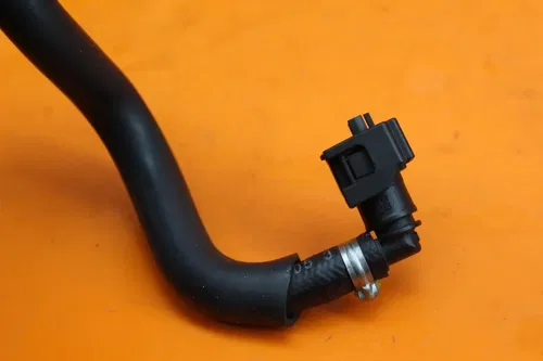 22-23 YAMAHA YZF R7 OEM FUEL HOSE GAS LINE TUBE PIPE