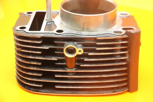 2011 KAWASAKI VULCAN 1700 VOYAGER OEM FRONT ENGINE MOTOR PISTON CYLINDERS BLOCK