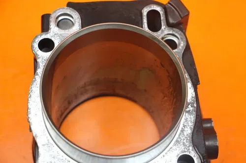 2011 KAWASAKI VULCAN 1700 VOYAGER OEM FRONT ENGINE MOTOR PISTON CYLINDERS BLOCK