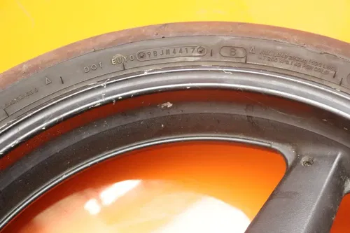 03-05 YAMAHA FZ1 OEM FRONT WHEEL RIM W TIRE