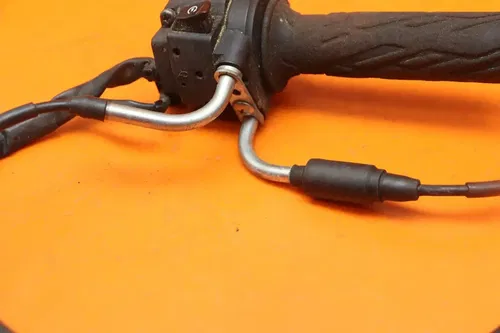 2013 12-16 SUZUKI GSXR 1000 GSXR1000 RIGHT SWITCH THROTTLE CONTROL CABLE GRIP