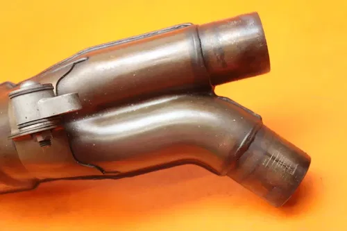 2004-2006 YAMAHA YZF R1 OEM EXHAUST MIDPIPE MID MIDDLE PIPE *NO DENTS*