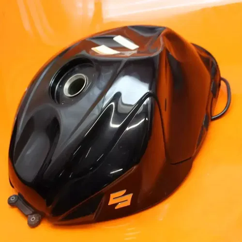 2011-2019 SUZUKI GSXR 600 750 OEM GAS TANK FUEL CELL PETROL RESERVOIR